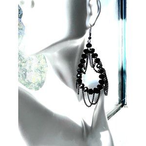 BLACK Teardrop Style Earring